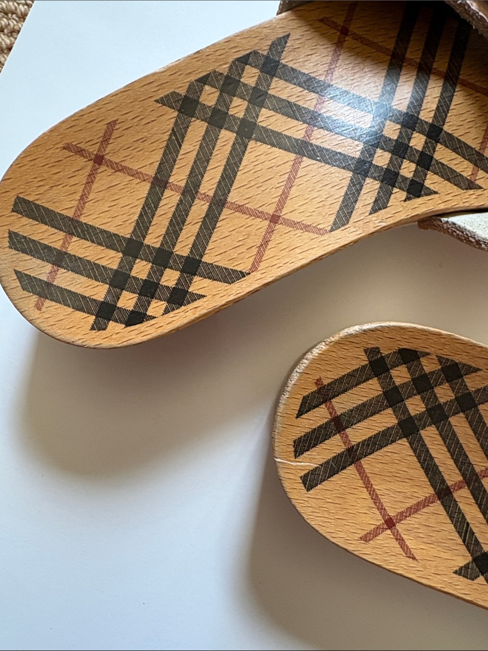Burberry  Wooden and leather clogs. - Picture 9 of 10